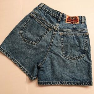 Vintage Generra High Waisted Mom Shorts